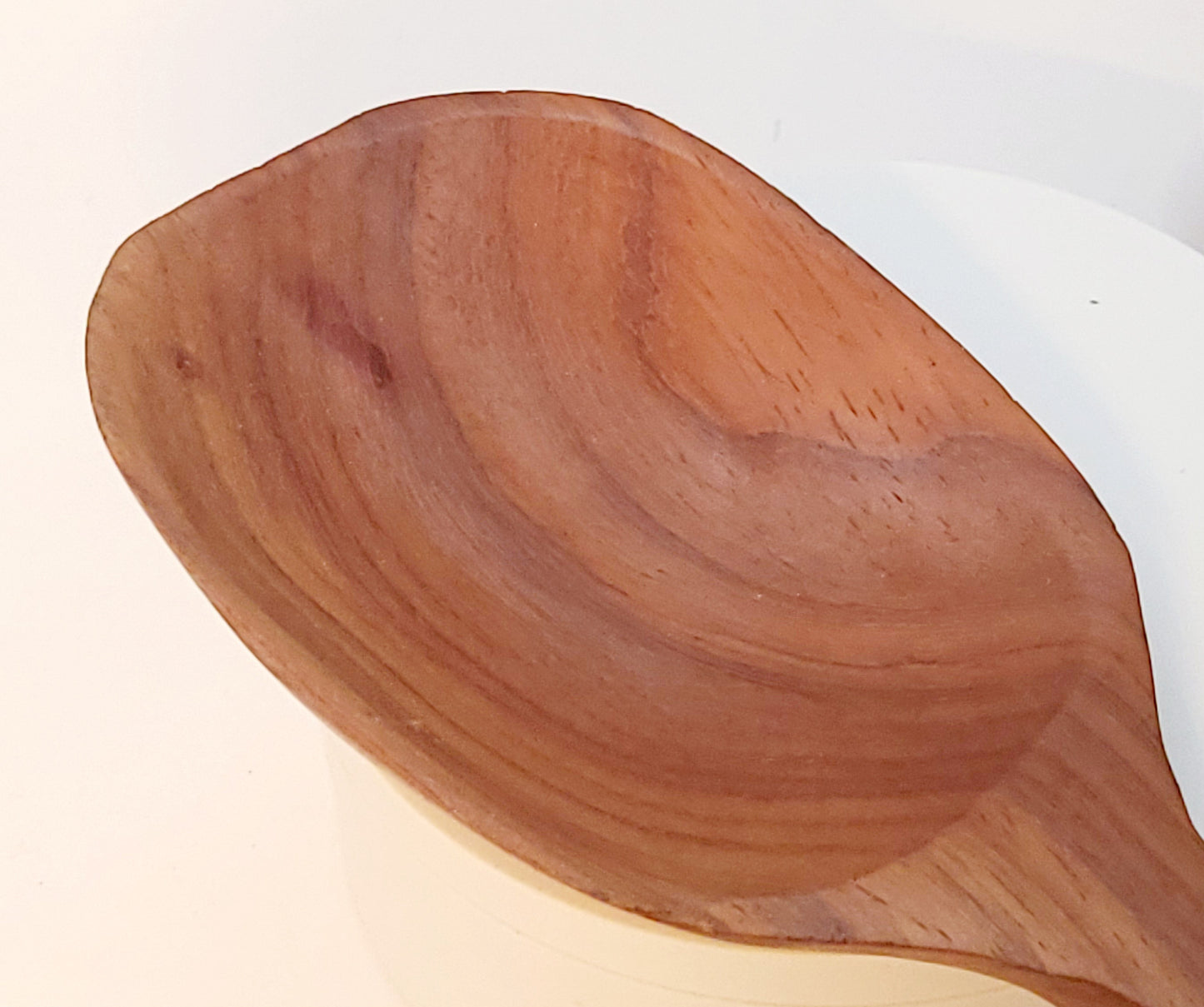 Mbouh Na-sah (Hands of a White Man)